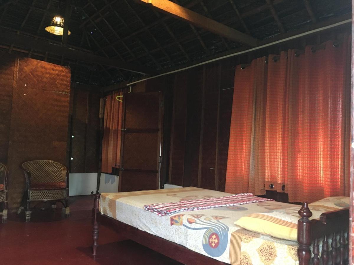 Cherai Beach Retreat Bagian luar foto